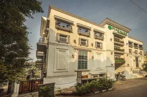 mahajan diagnostic lab green park