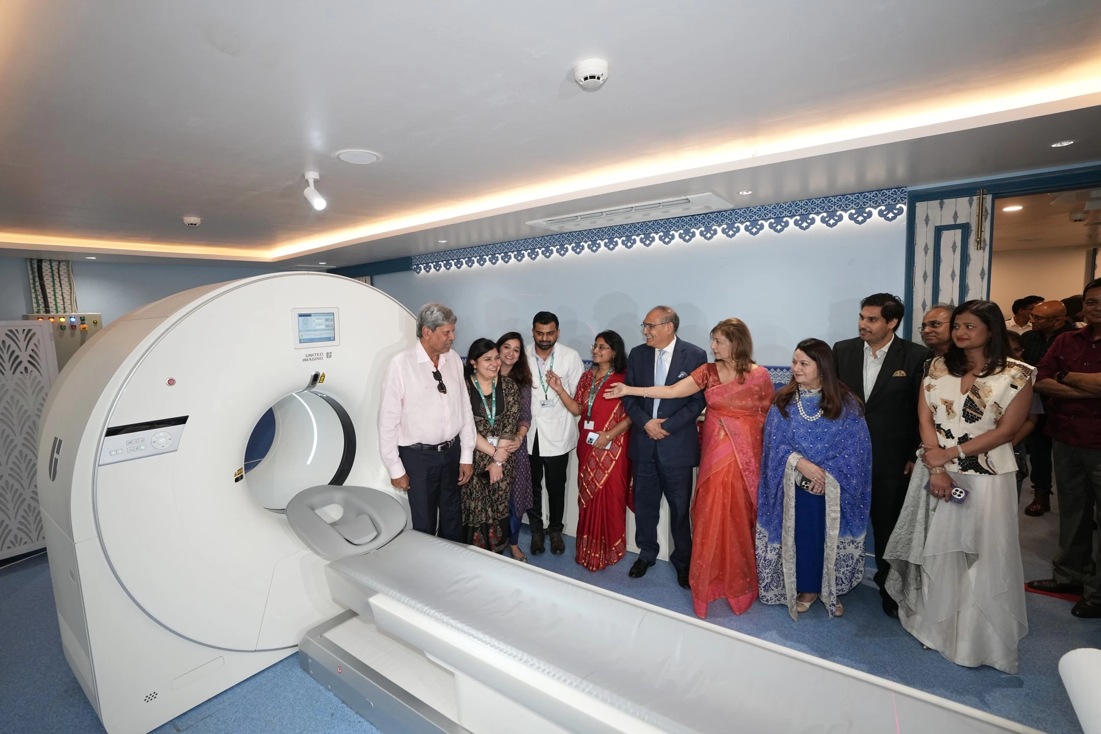 Kapil Dev Inaugurates Digital PET-CT and Nuclear Medicine Department at Mahajan Imaging & Labs' Pusa Road Centre